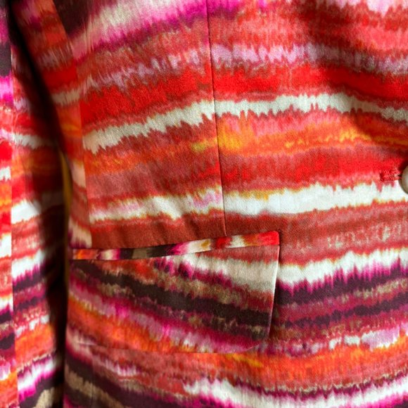 Blazer - Picture 5 of 5